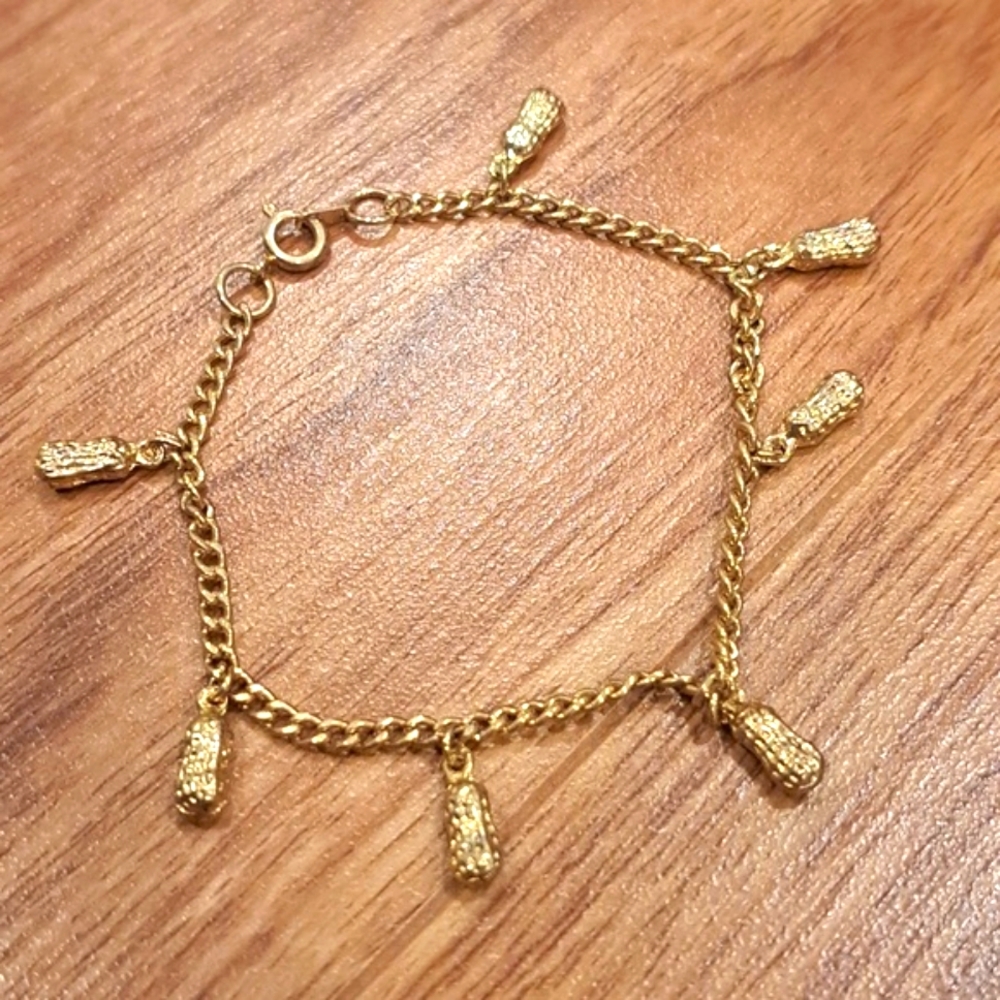 Gold peanut bracelet
